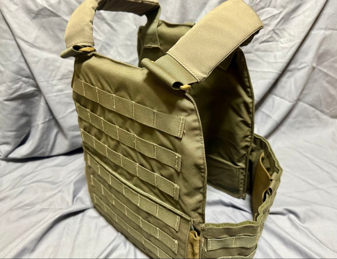 MAYFLOWER プレートキャリア＆LBX Tactical ダミープレート