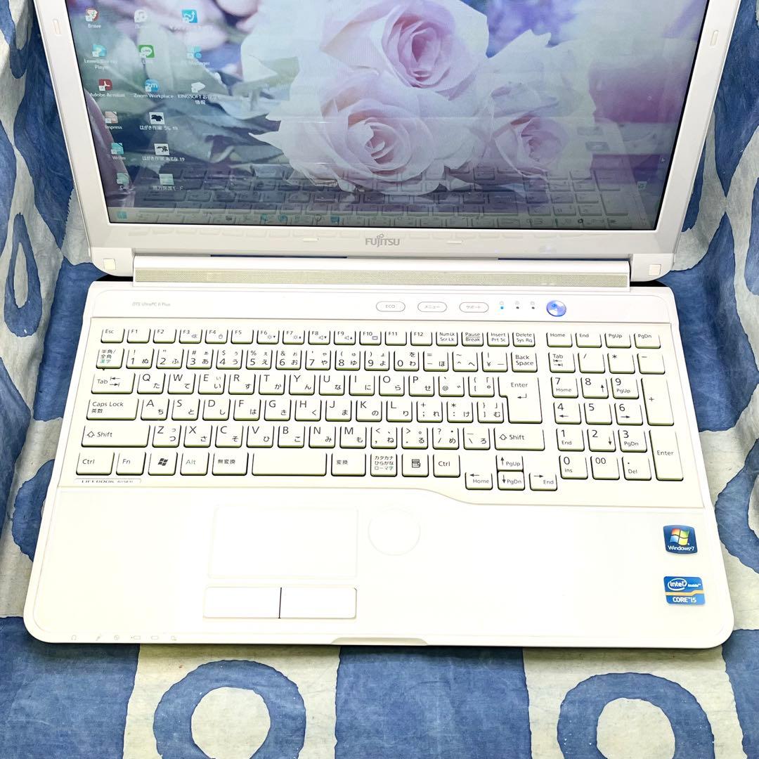 爆速SSD512GB☆i5☆人気白ノートパソコン♪ブルーレイ&カメラ！Win11