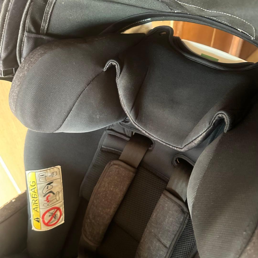 アップリカフラディアグロウ ISOFIX 回転 ピュアブラック93505