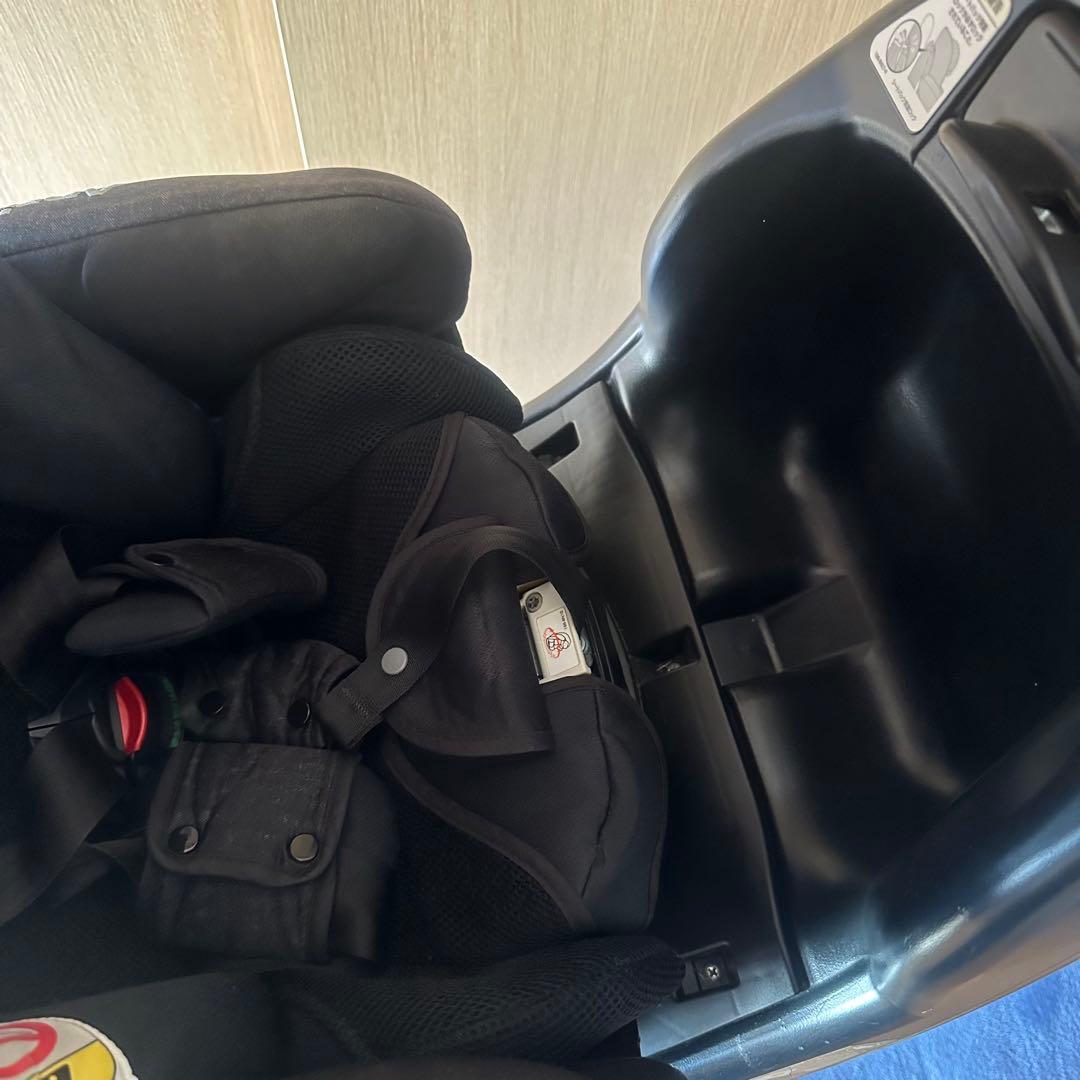 アップリカフラディアグロウ ISOFIX 回転 ピュアブラック93505