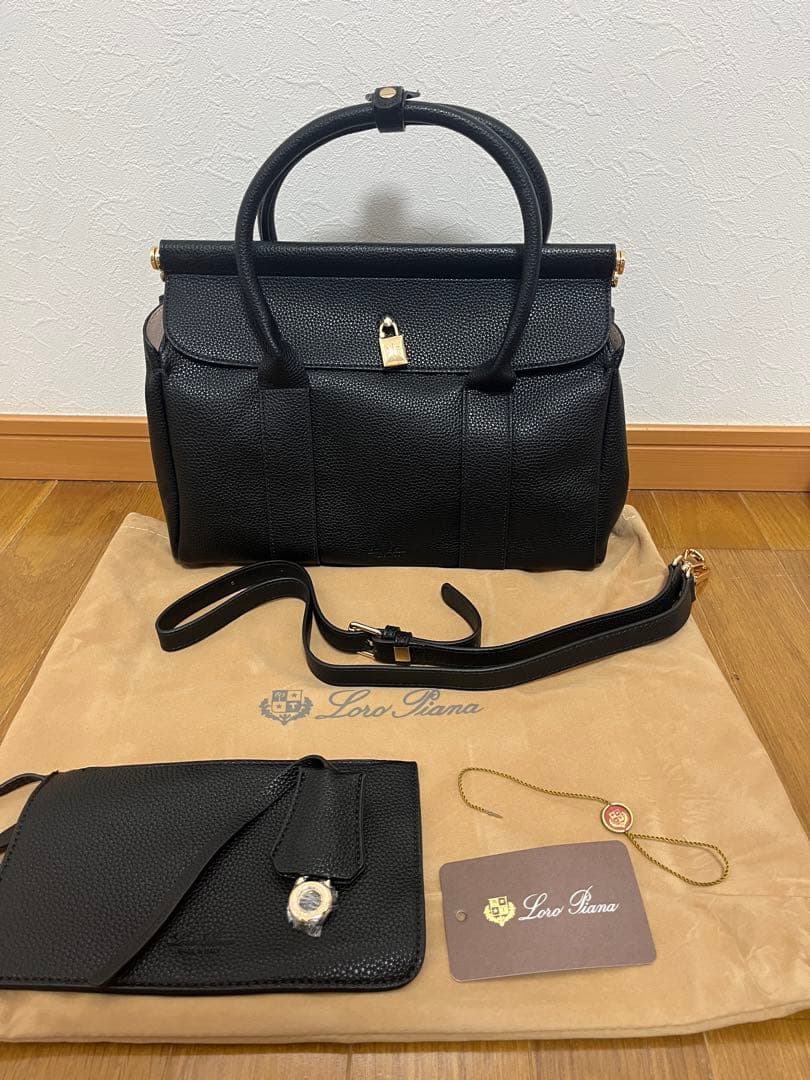 ブラック　トートバッグ　ロロピアーナ ルームバッグ ハンドバッグ ポーチ