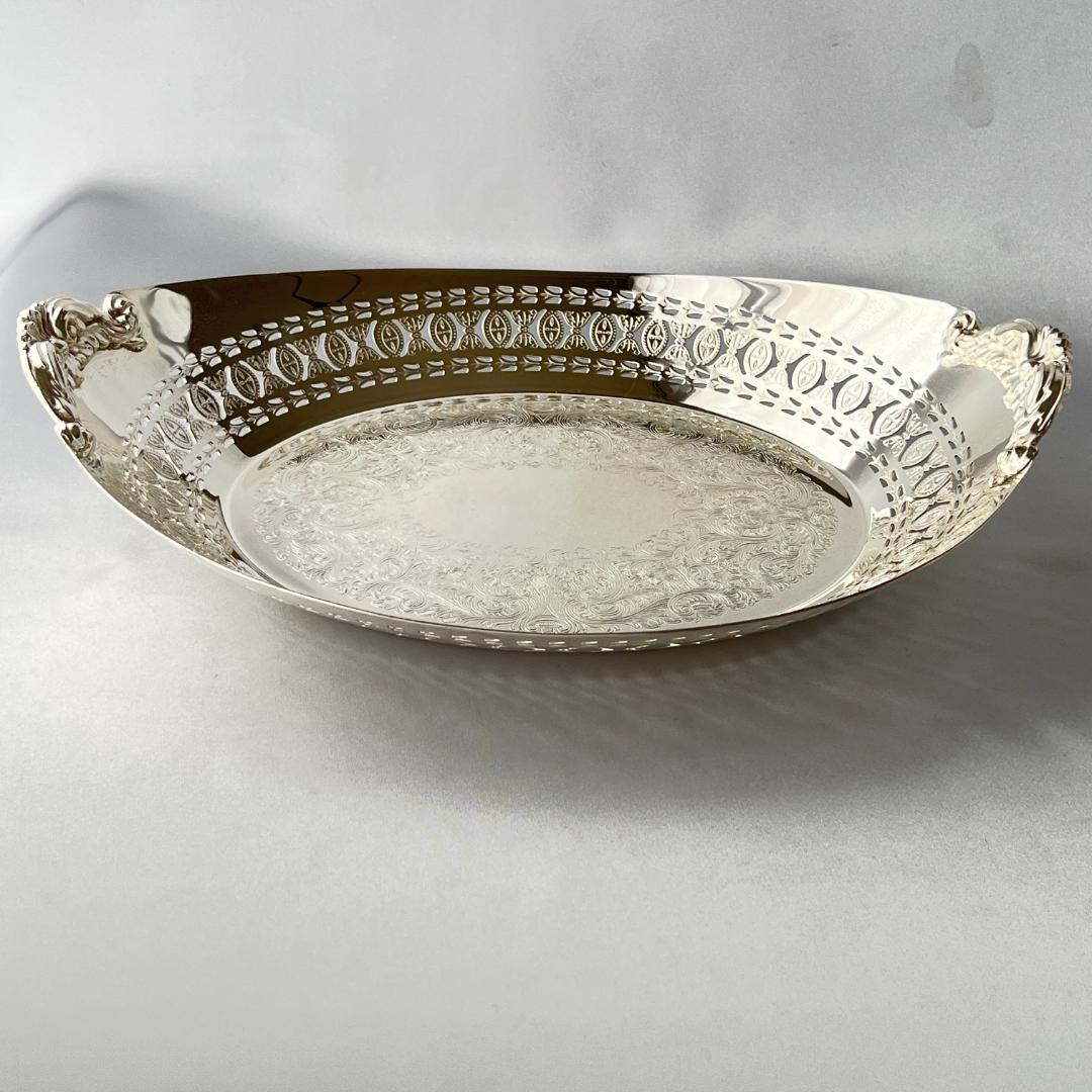 【Barker & Ellis】素晴らしいチェイシングのフルーツトレー