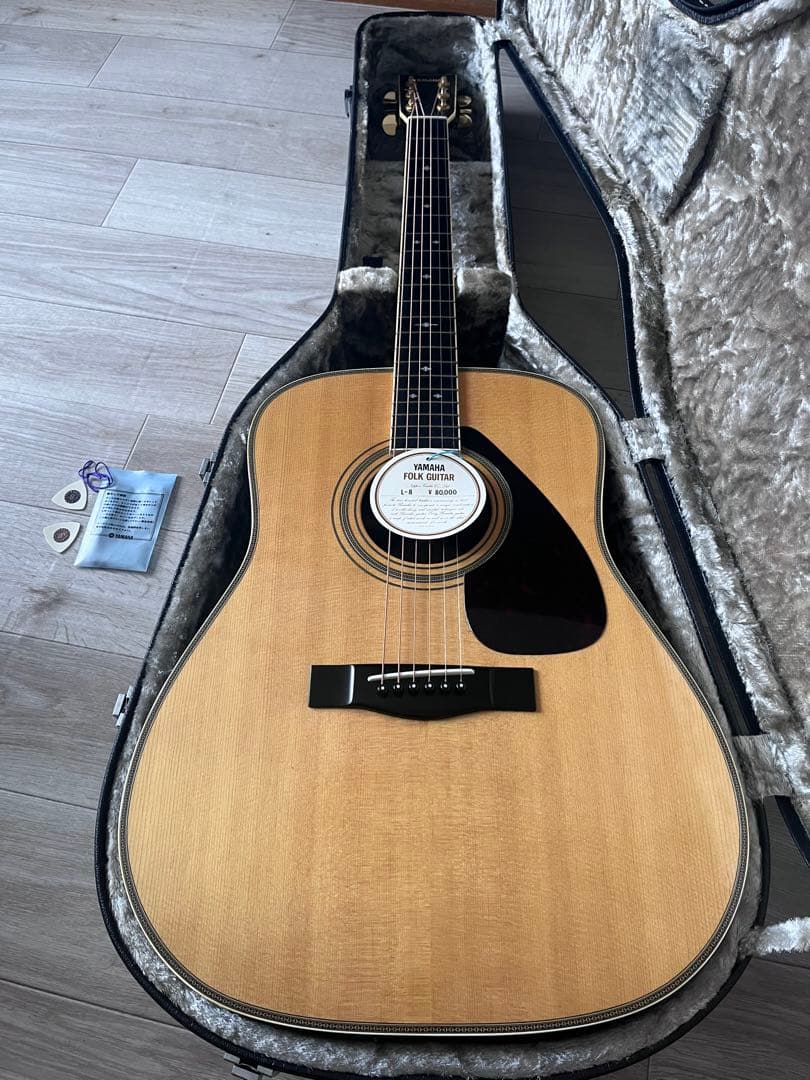 ギター Yamaha L8