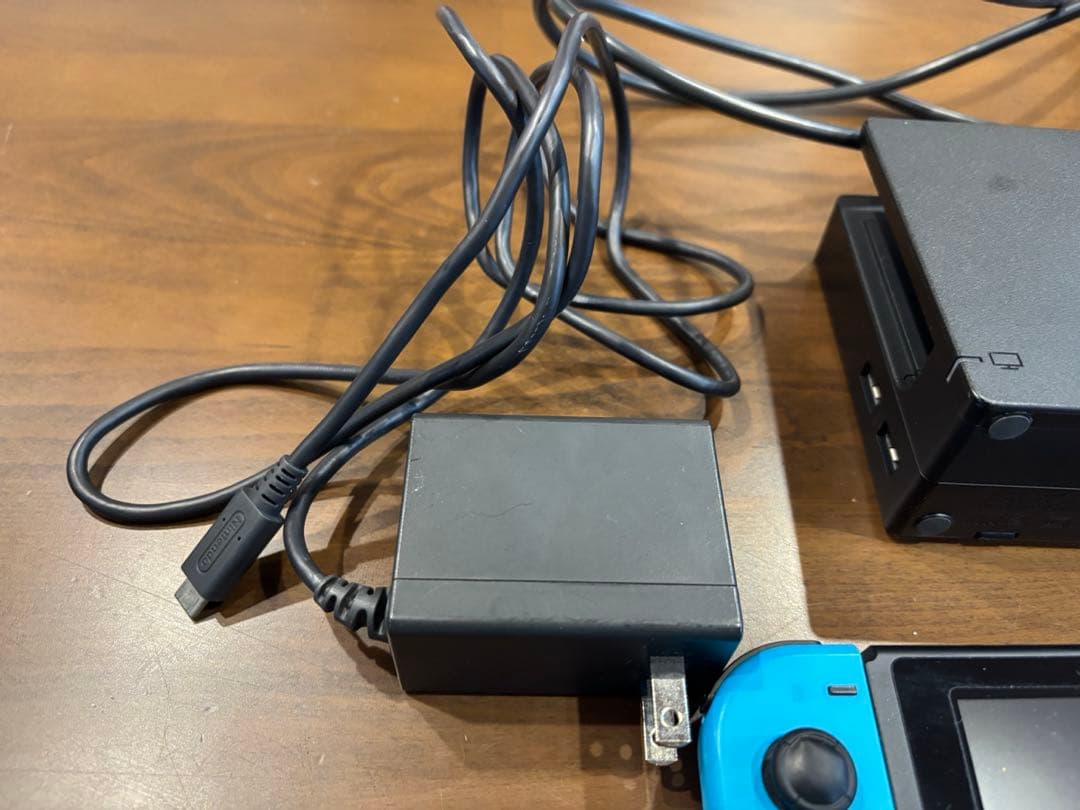 Switch 本体＋周辺部品