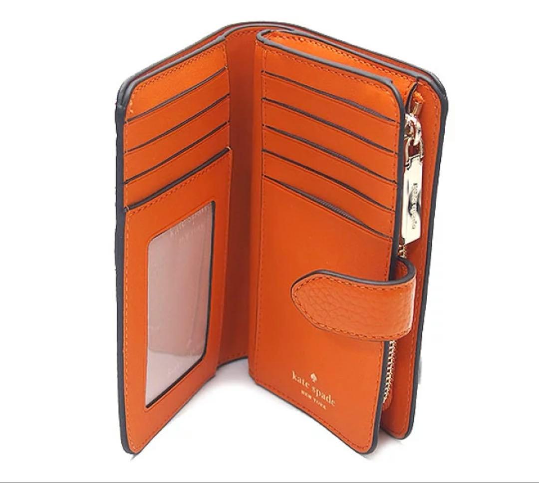 katespade ケイトスペード　オレンジ系　ミディアム二つ折財布　福袋で入手