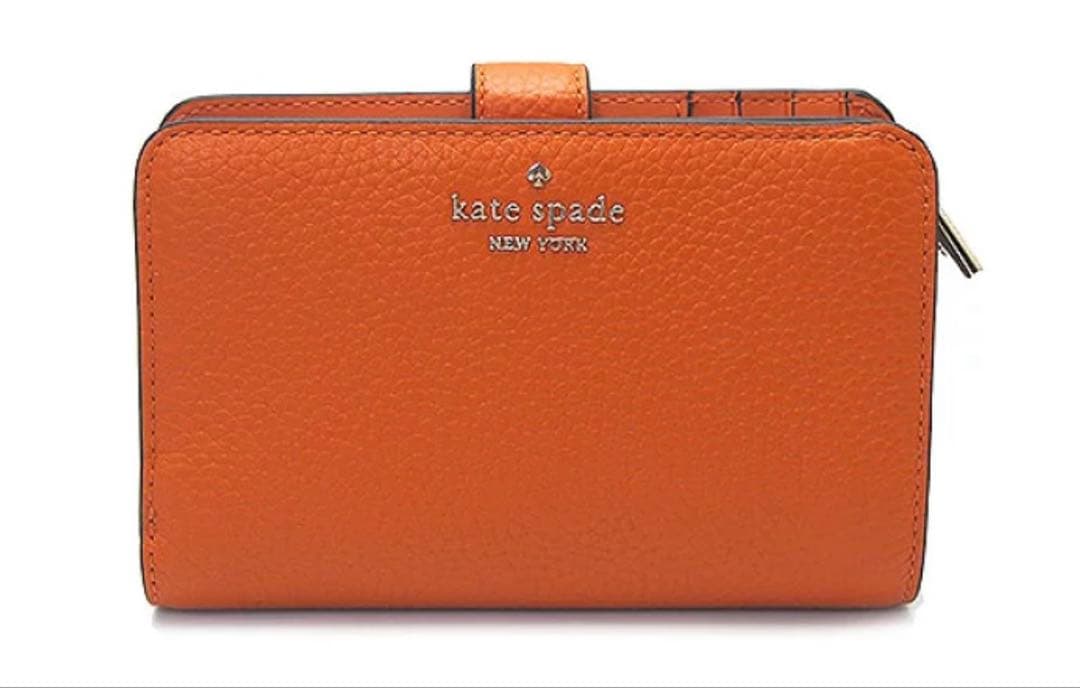 katespade ケイトスペード　オレンジ系　ミディアム二つ折財布　福袋で入手