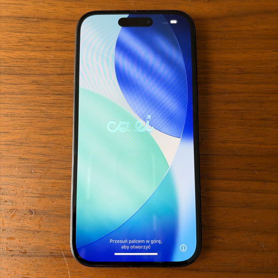 Apple iPhone 15 ブラック 本体　SIMフリー