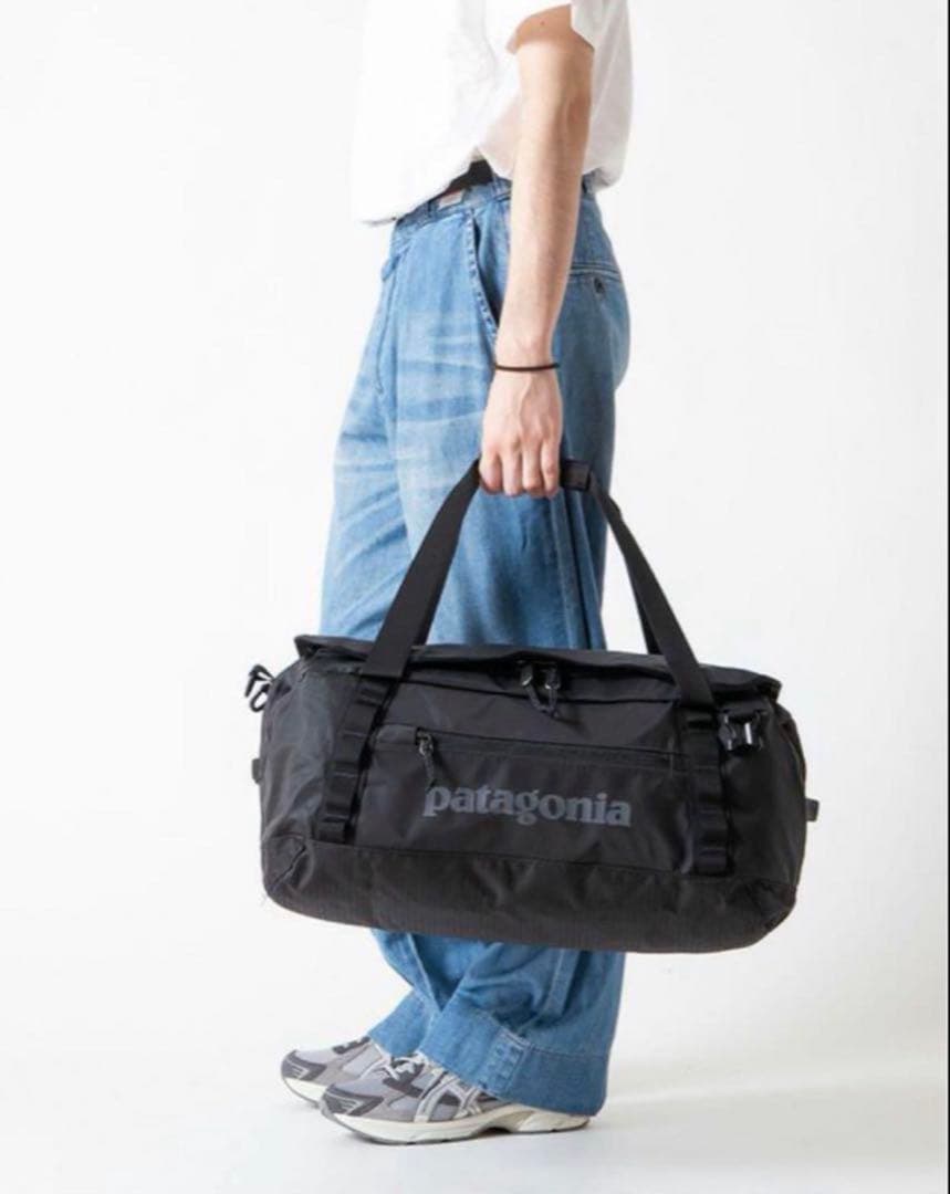 残り1つ【未使用/未開封】パタゴニア ブラックホール・ダッフル 40L ブラック