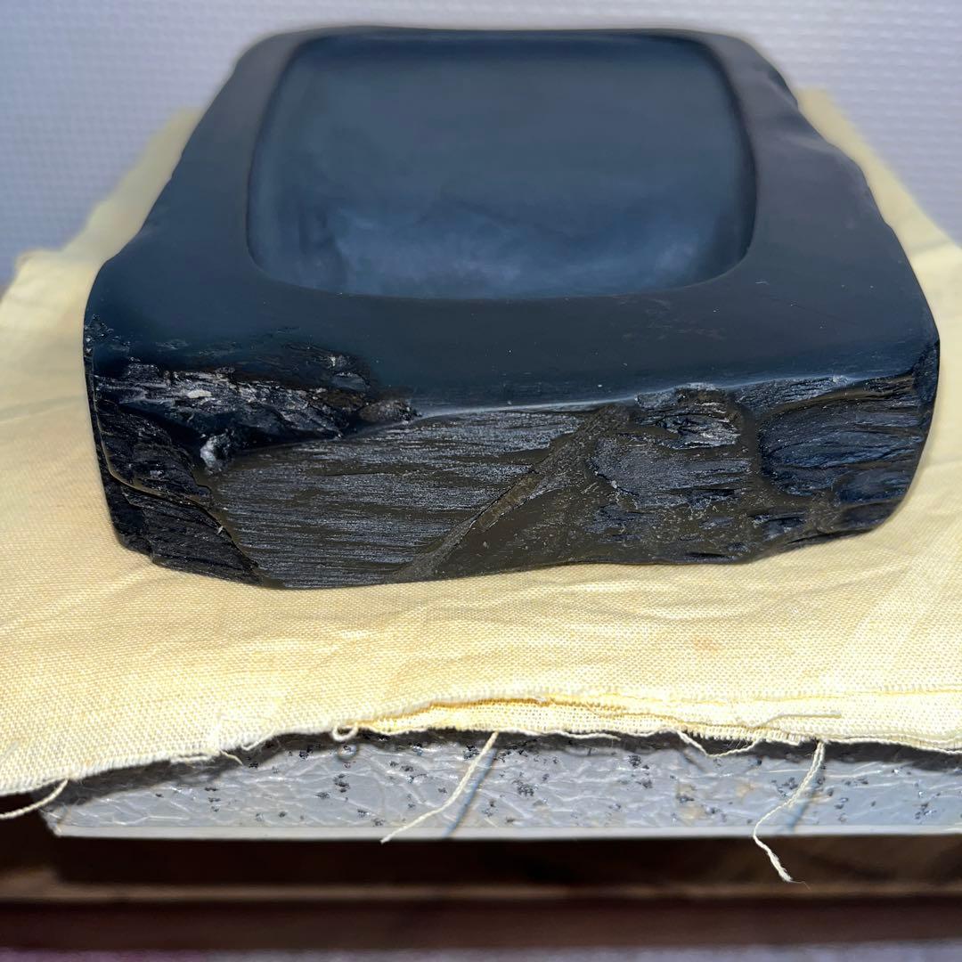 ⭕️雨畑硯　芳龍硯　芳龍閣硯舖　未使用に近い美品　自然硯　石紋綺麗　小四六寸