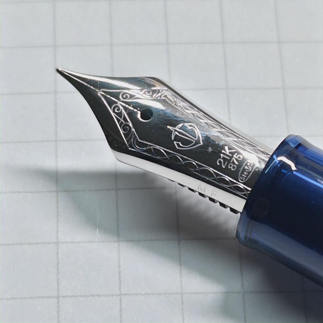 【極美品】セーラー万年筆 ヴェイリオ ブルー MF(中細字)