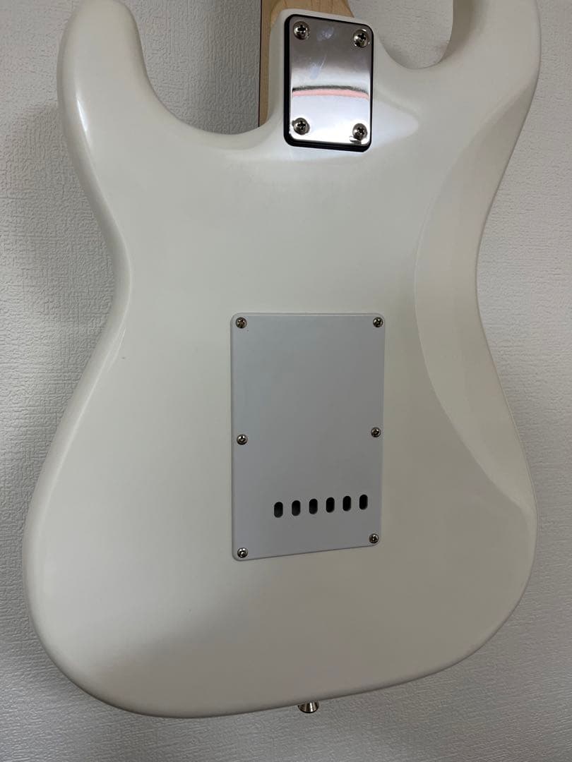 ストラトキャスター ホワイト