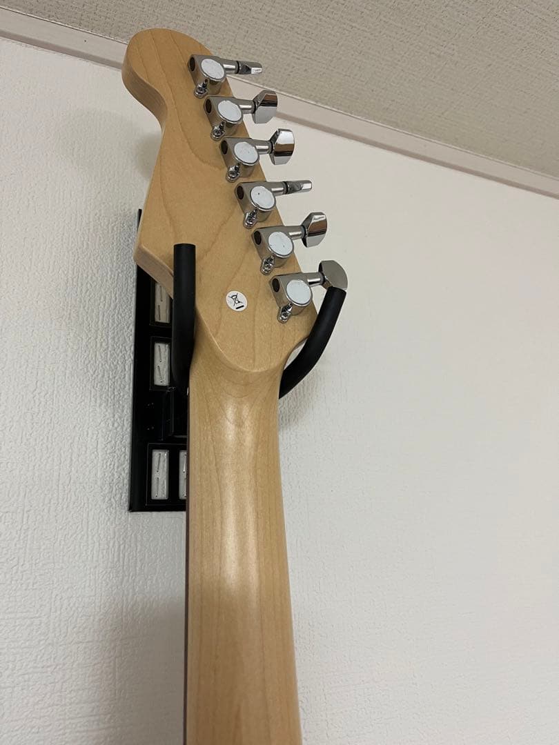 ストラトキャスター ホワイト