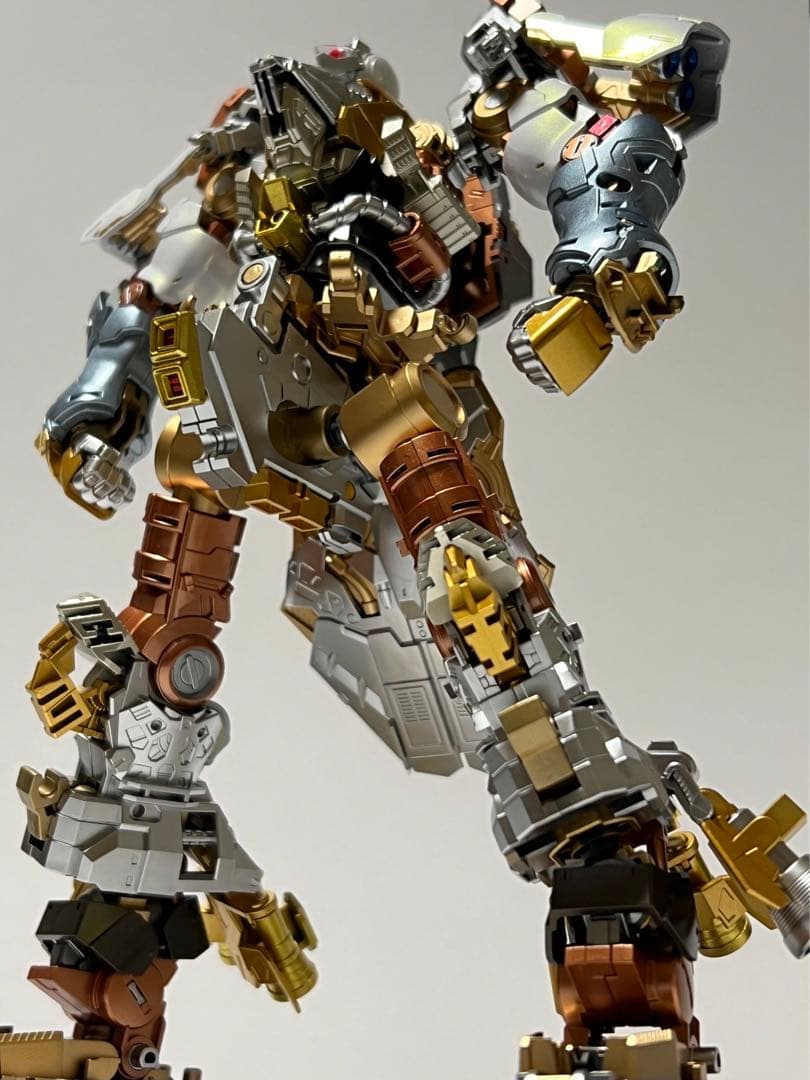 ガンプラ RG 1/144 サザビー 塗装完成品