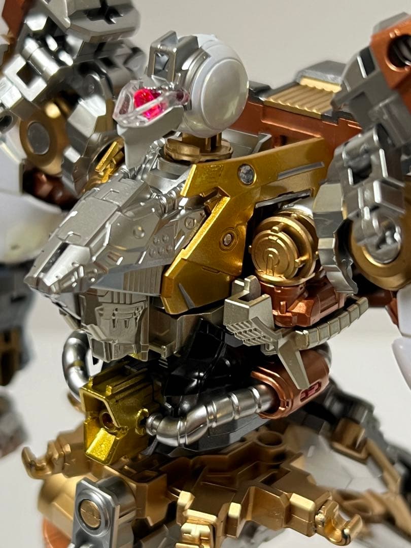 ガンプラ RG 1/144 サザビー 塗装完成品