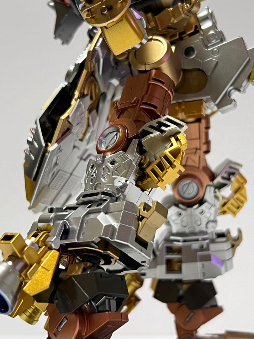 ガンプラ RG 1/144 サザビー 塗装完成品