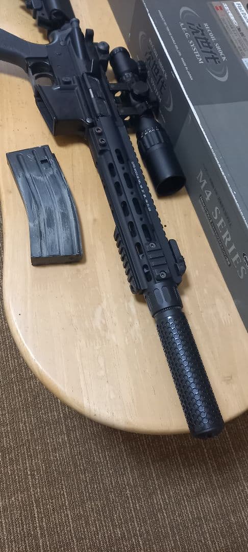 東京マルイ 次世代電動ガン スコープ付き