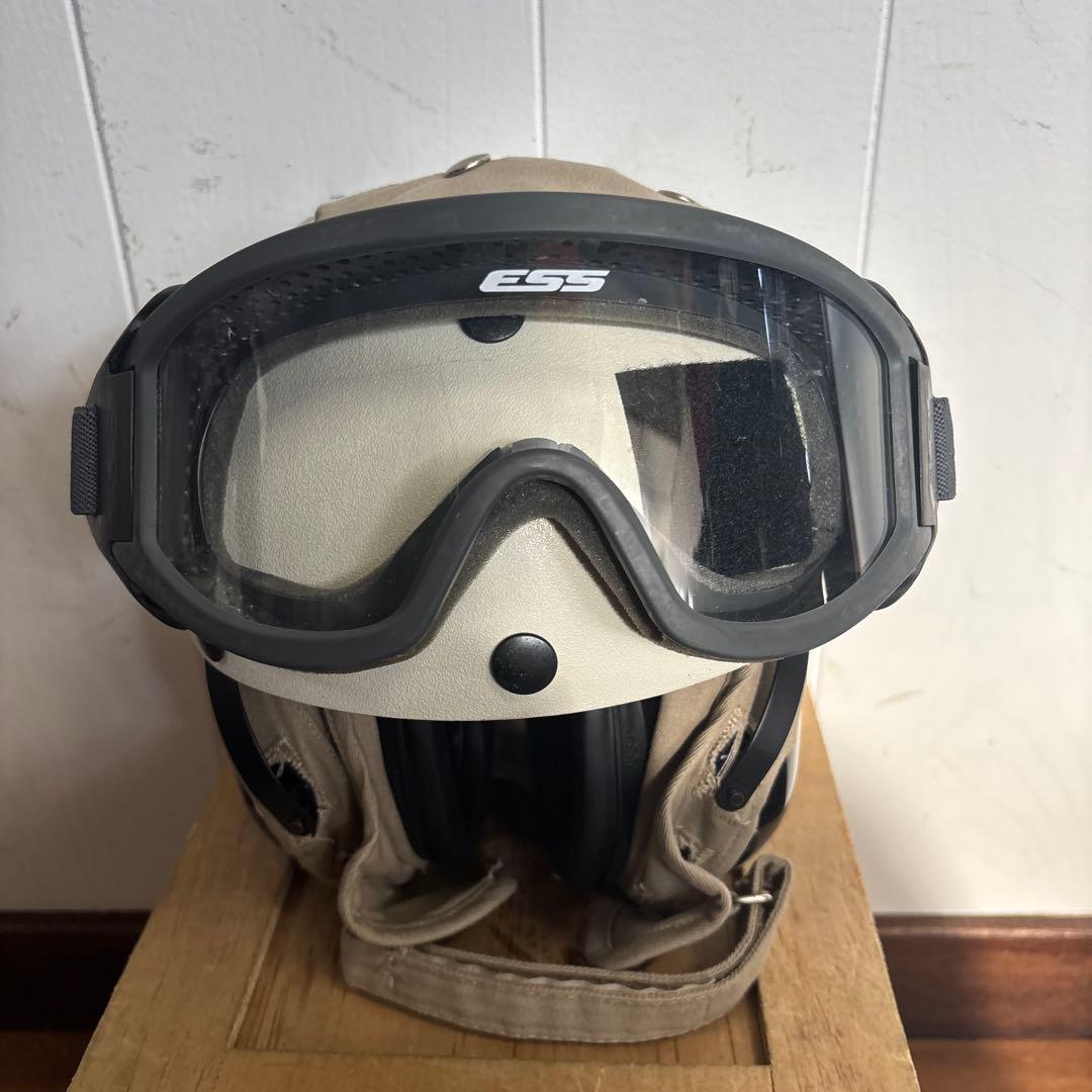 米軍実物　FLIGHT DECK CREWMAN'S HELMET ゴーグル付き