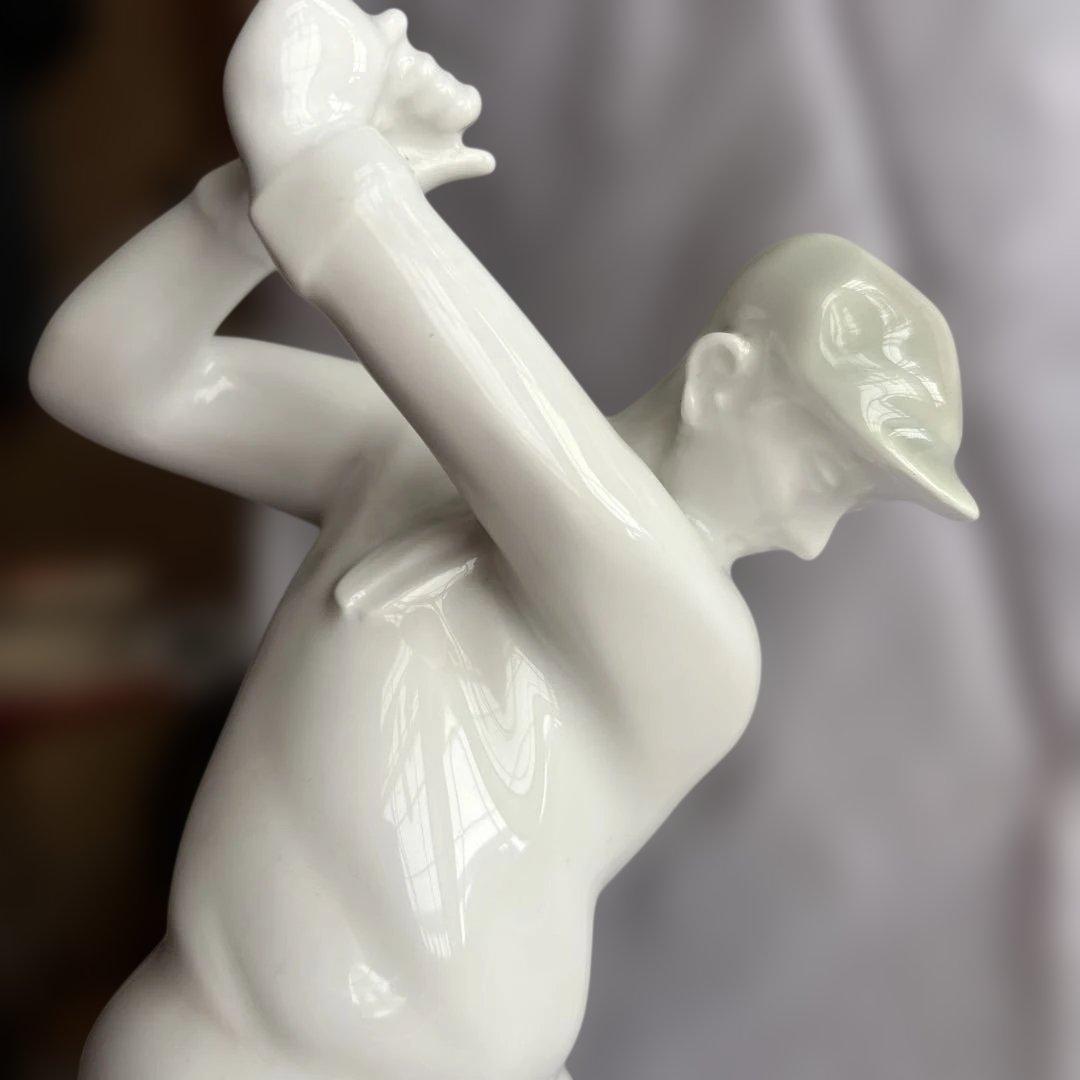 大倉陶園のフィギュリン　ゴルフ　ヴィンテージ