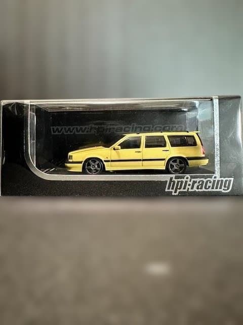 【hpi-racing】Volvo 850 T-5R Estate (イエロー)