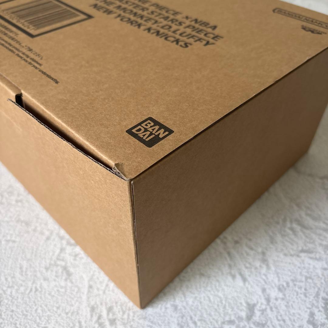 未使用未開封：ワンピース フィギュア NBA ニックス ルフィ ベースショップ