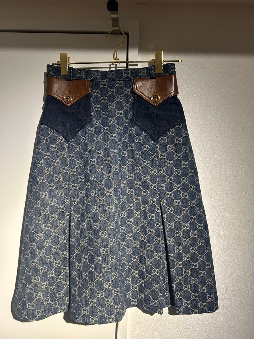 GUCCI デニム　インディゴ　スカート グッチ 台形 ロゴスカートGG柄