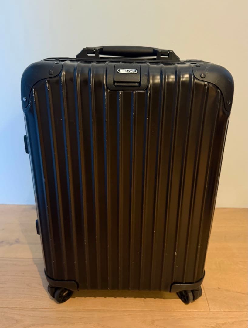 RIMOWA TOPAS CABIN 32L キャリーケース　4輪