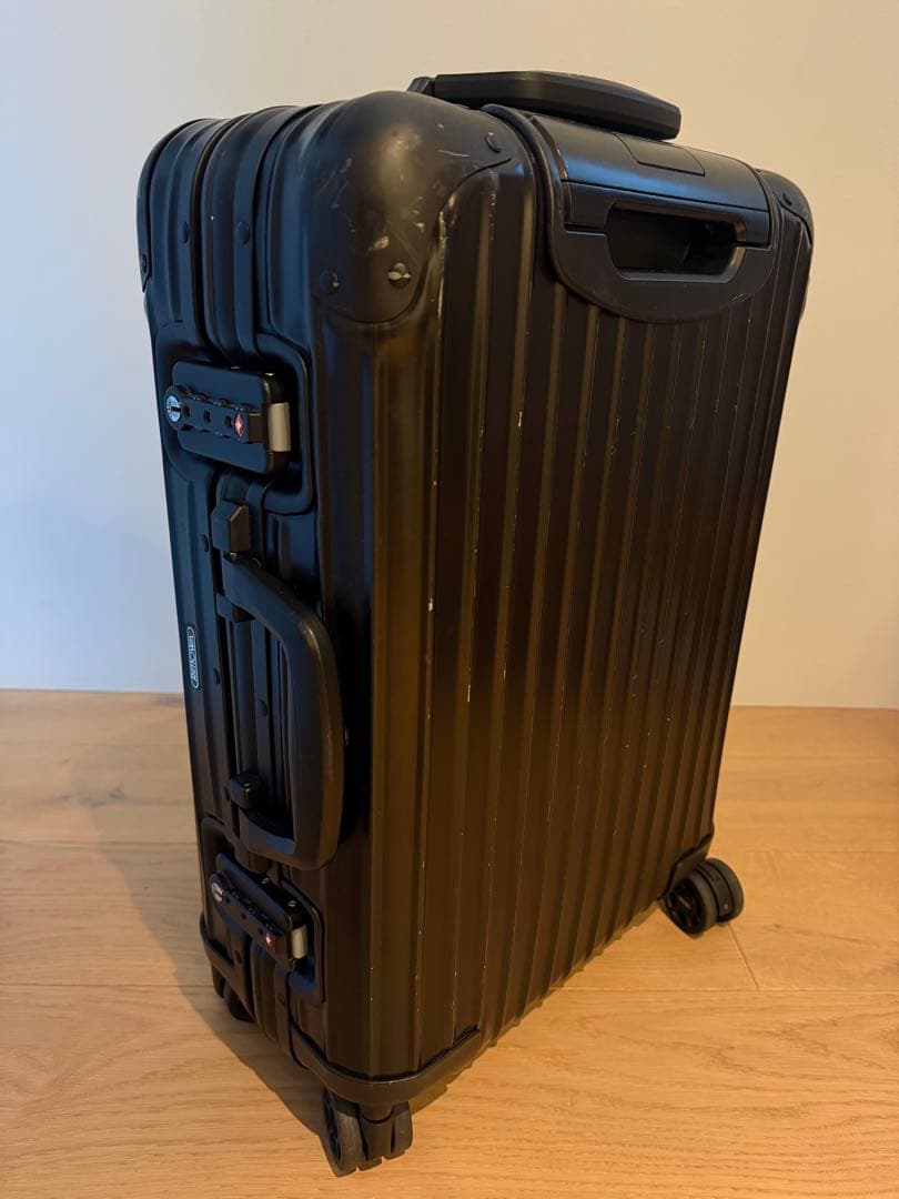 RIMOWA TOPAS CABIN 32L キャリーケース　4輪