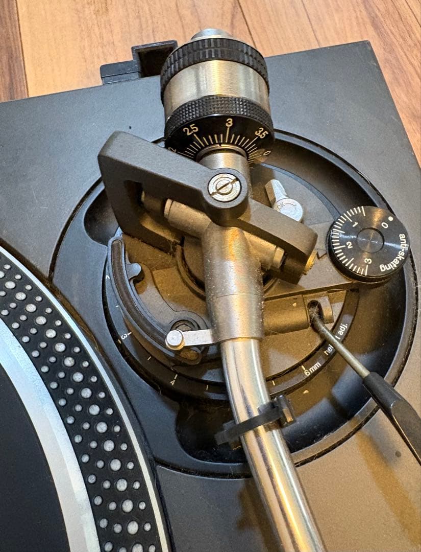 【Technics SL-1200MK3ターンテーブル】