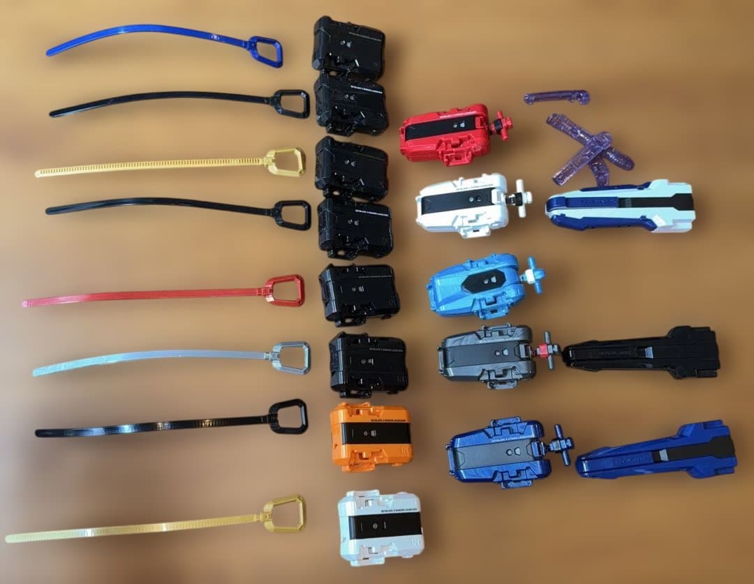 ベイブレードエックス　中古まとめ売り（スタジアム、ベイブレード、ランチャー付属）