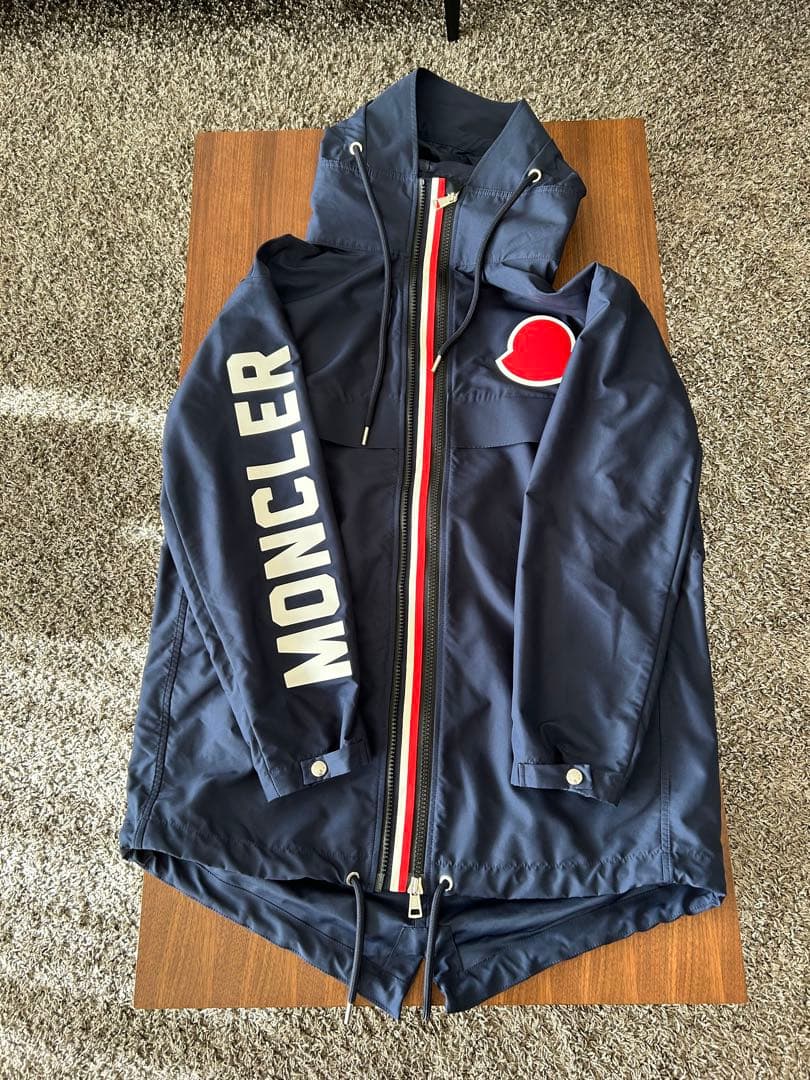 モンクレール GRANDUC ダウンジャケット