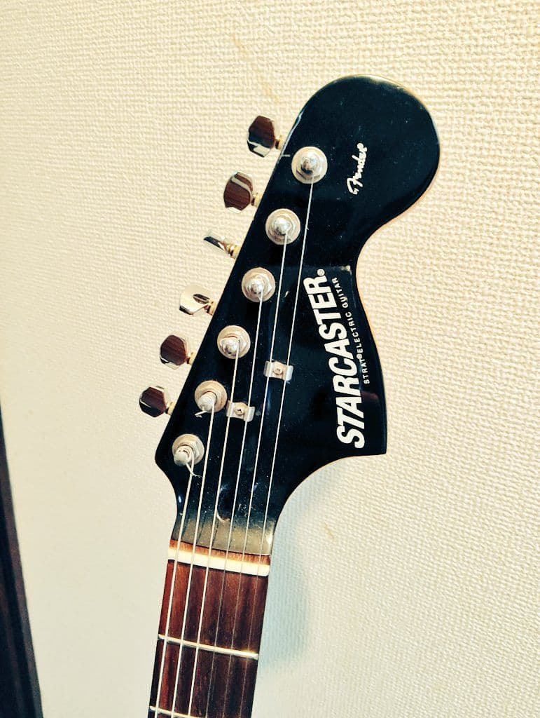 【生産終了】【激レア】Fender Starcaster ストラト　エレキギター