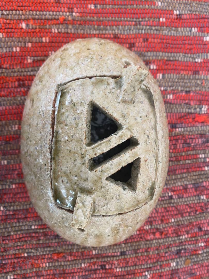 東直人　作　灰釉香炉　第32回伝統工芸陶芸部会展(平成16年度)