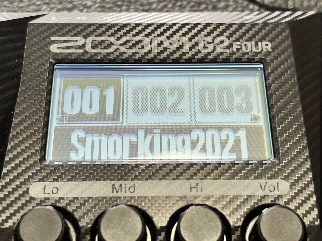 ZOOM G2 FOUR ギターマルチエフェクター