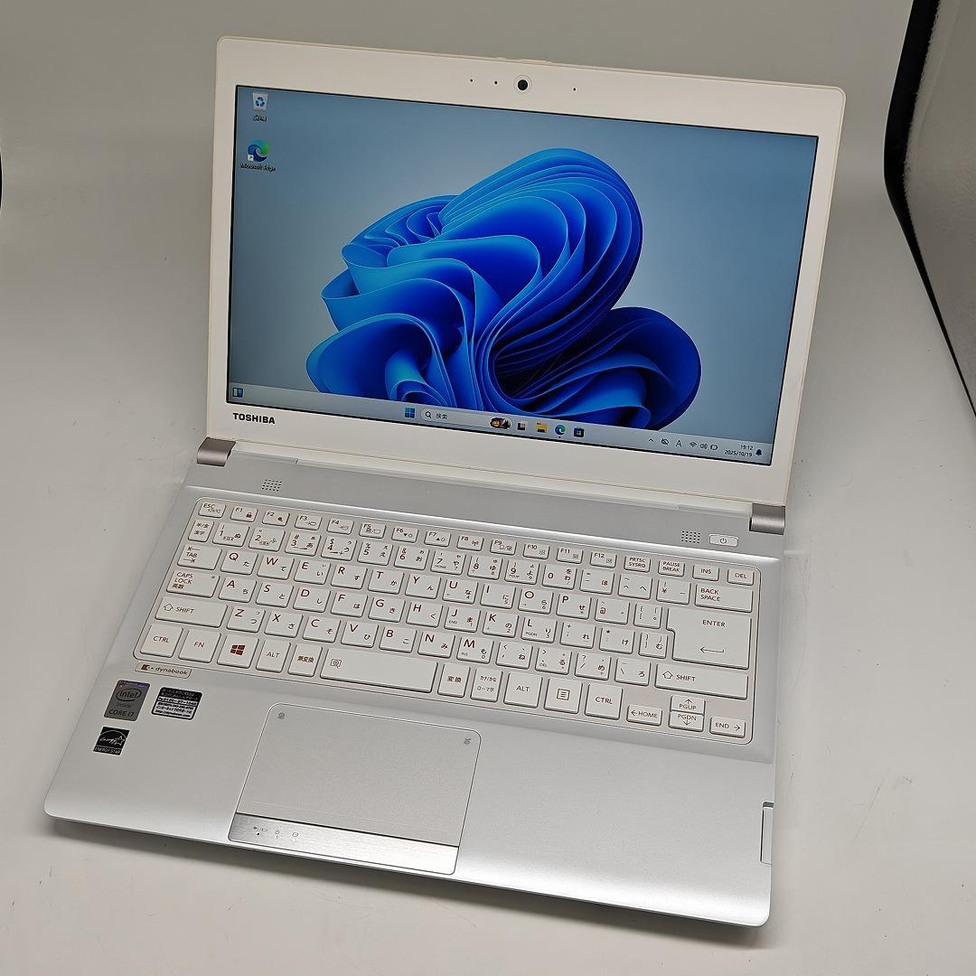 【東芝】R73 高性能i7 SSD256GB 8GB オフィス付きノートPC