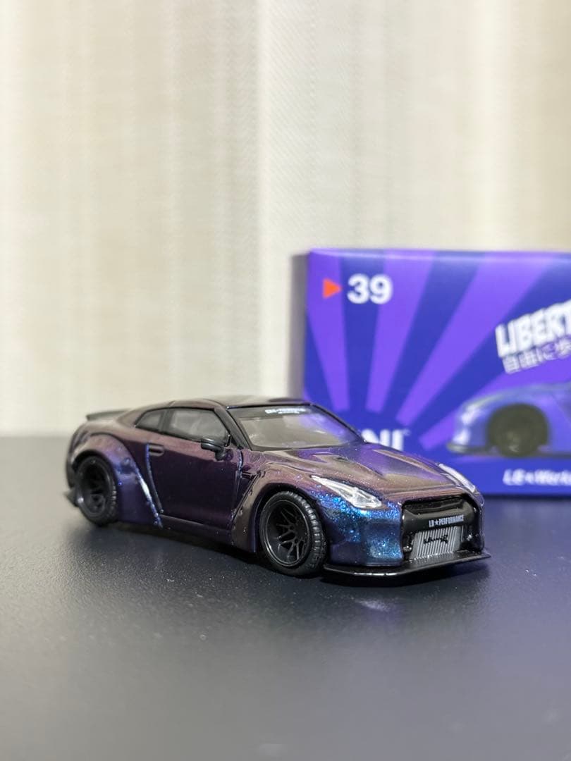 ミニカー MINI GT Liberty Walk GT-R Magic Purple