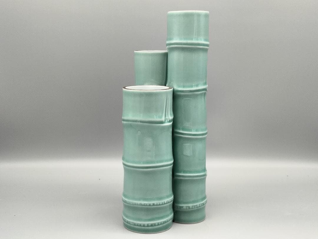 深川製磁 「百年庵」銘　青磁　竹形花立て