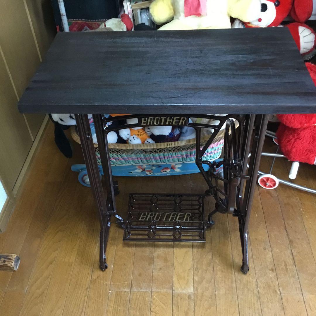 ※アンティーク※BROTHER 足踏みミシン脚のテーブル　アイアン　厚い板