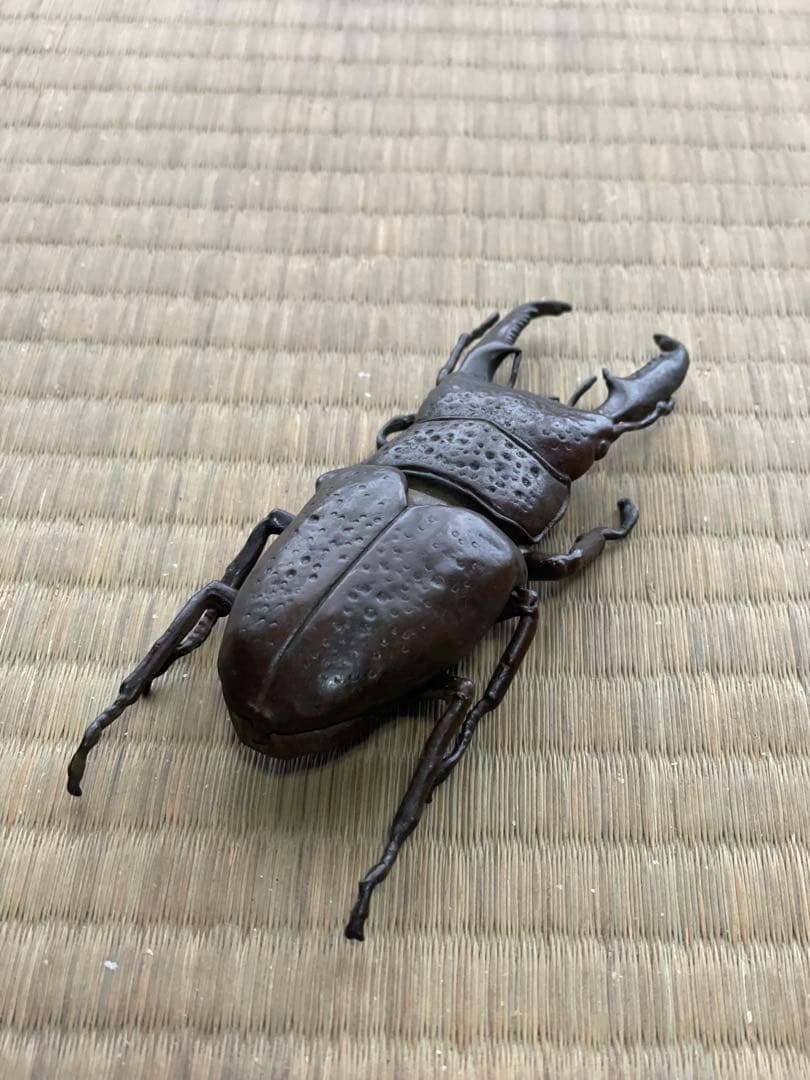 銅製　鍬形　金属工芸品