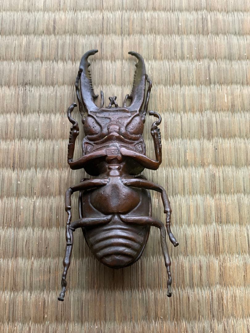 銅製　鍬形　金属工芸品