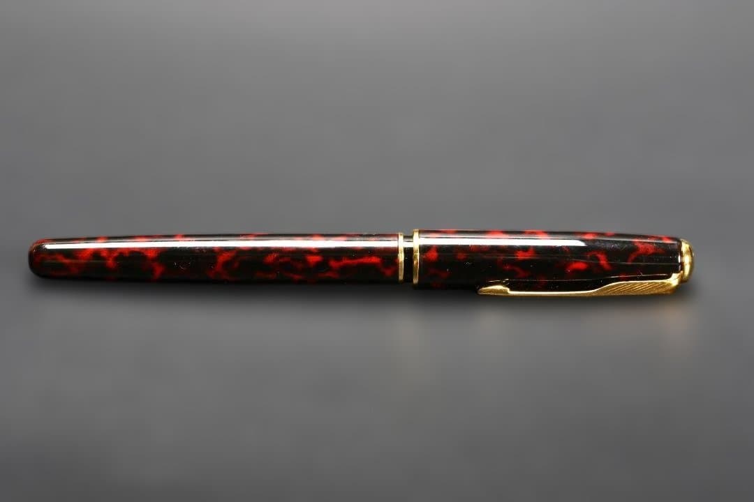 PARKER パーカー SONNET ソネット 万年筆 18Kニブ 赤黒マーブル