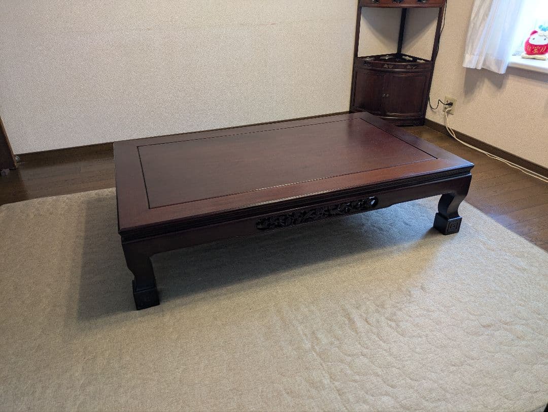 【引き取り専用】木製ダークブラウン座卓 彫刻脚付き