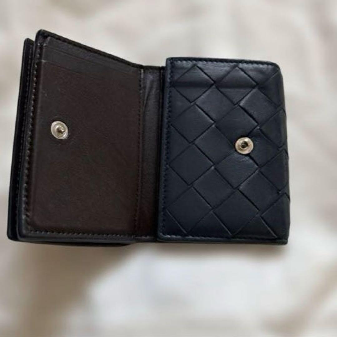 ボッテガヴェネタ　イントレチャート 三つ折りウォレット　ネイビー　ブラウン
