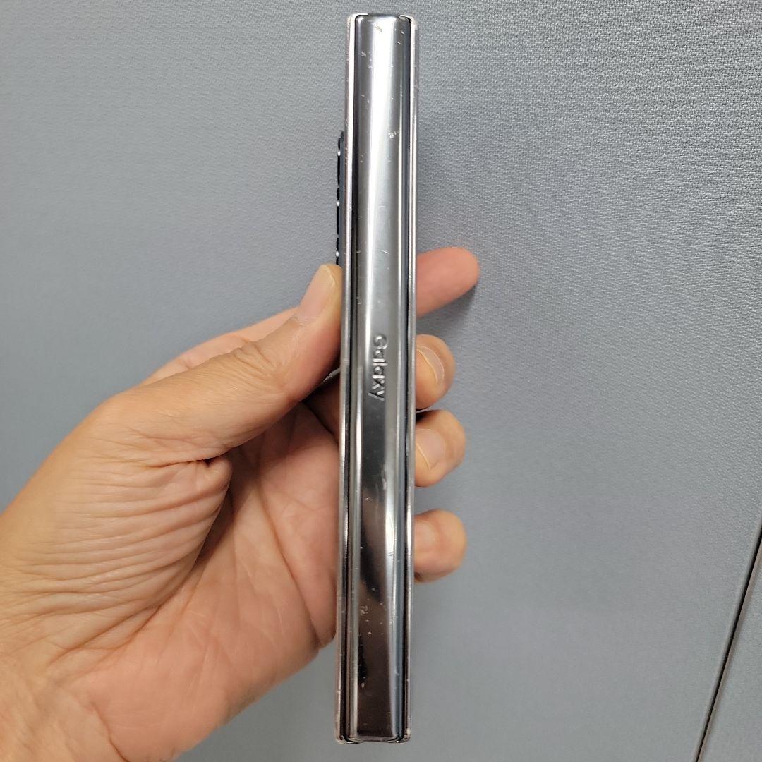 Galaxy Z Fold4 256GB グレーグリーン値下げ！