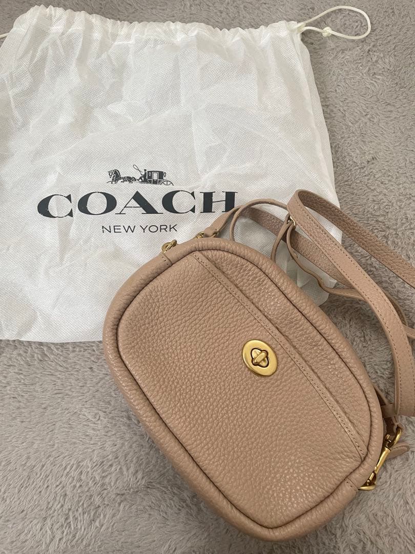 アップルさん専用coach ショルダーバッグ