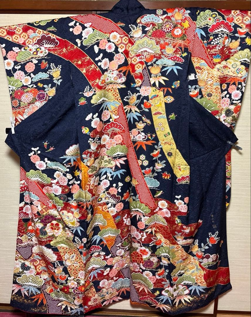 黝色 吉祥 古典柄 振袖 身丈160