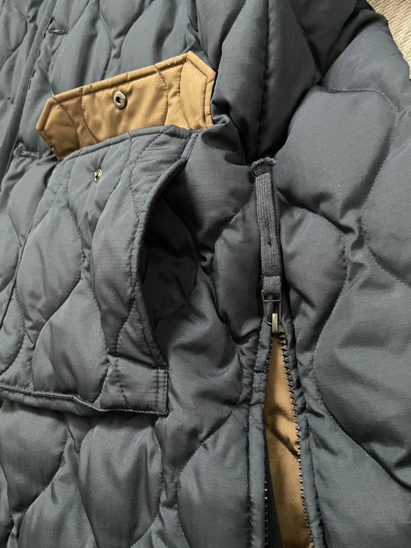 TAION ミリタリーフード　ダウンコート　ネイビー