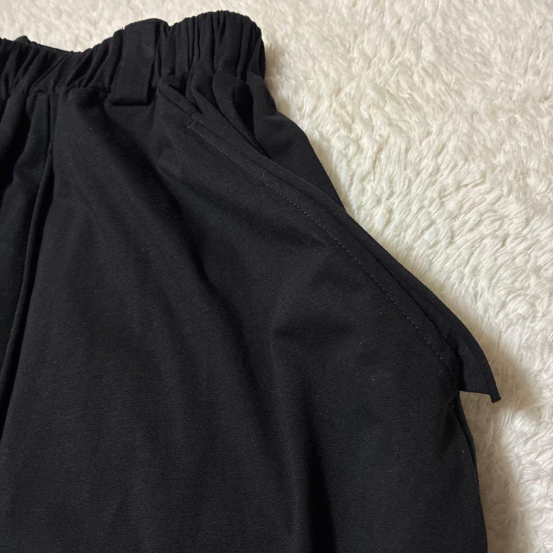 【美品】MOYURU 萌　バルーンパンツ　センソユニコ　ブラック　ゆったり