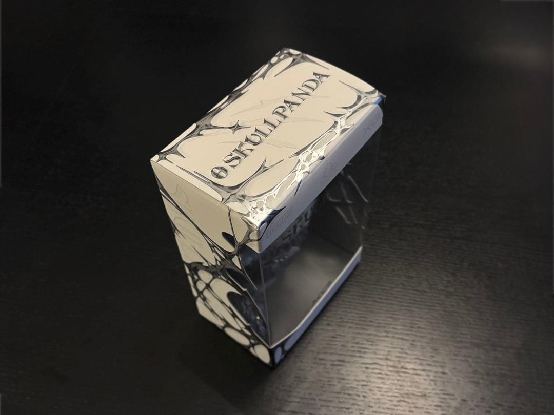 ア*プ様 【新品未開封】SKULLPANDA × XG ぬいぐるみ ペンダント