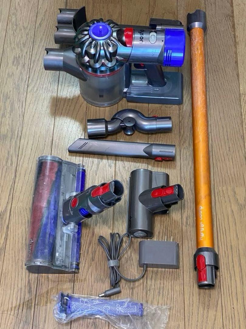 Dyson V8 Fluffy ダイソン ワイヤレススティッククリーナー