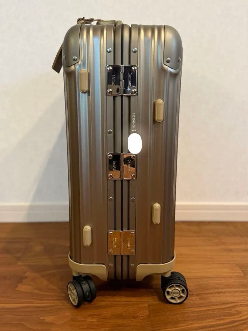⭐️ 未使用級⭐️　RIMOWA TOPAS チタニウム　マルチウィール　ゴールド